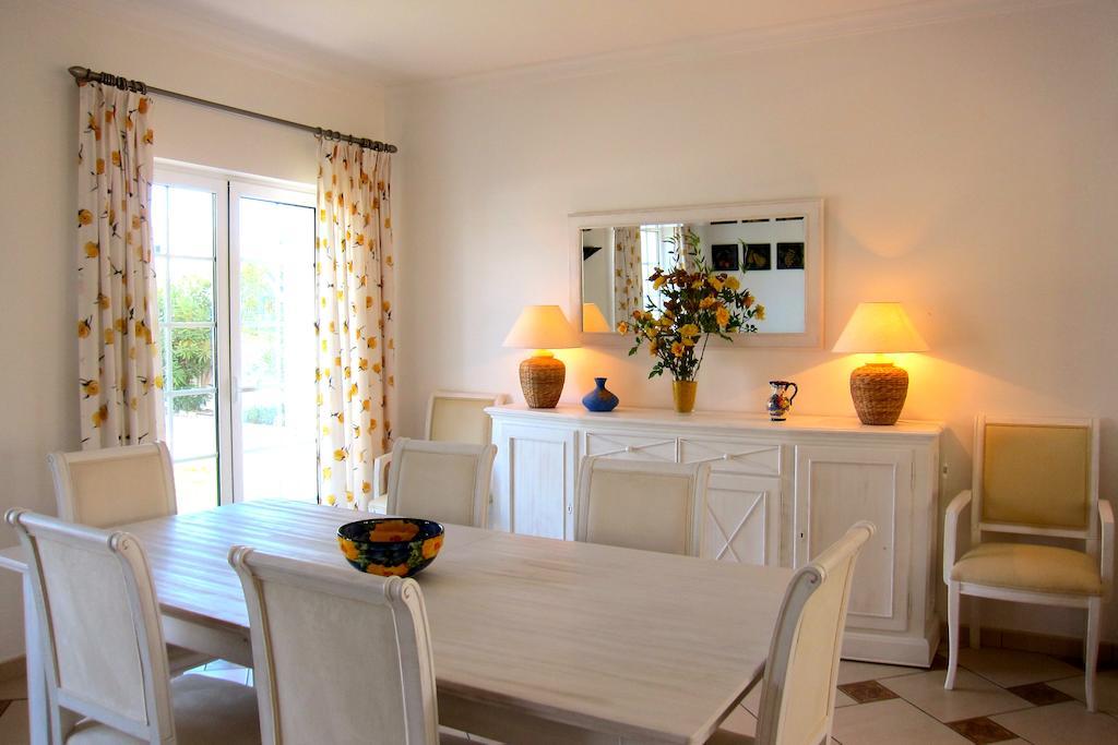 אלבופיירה 6 Bedroom Villa Brady Private With Pool And Garden מראה חיצוני תמונה