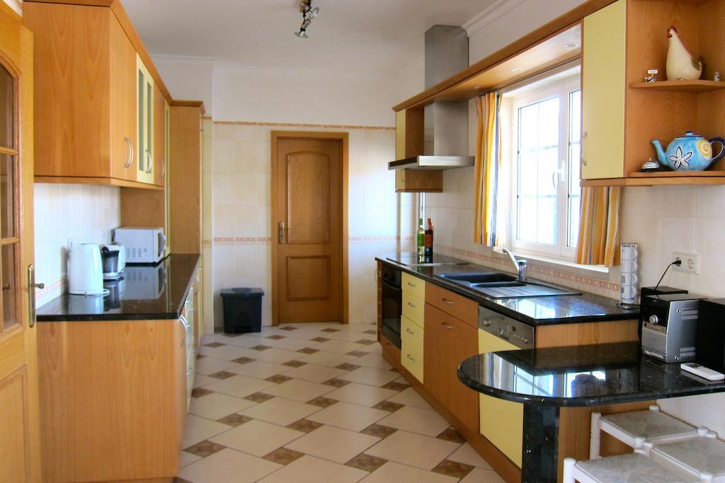 אלבופיירה 6 Bedroom Villa Brady Private With Pool And Garden מראה חיצוני תמונה