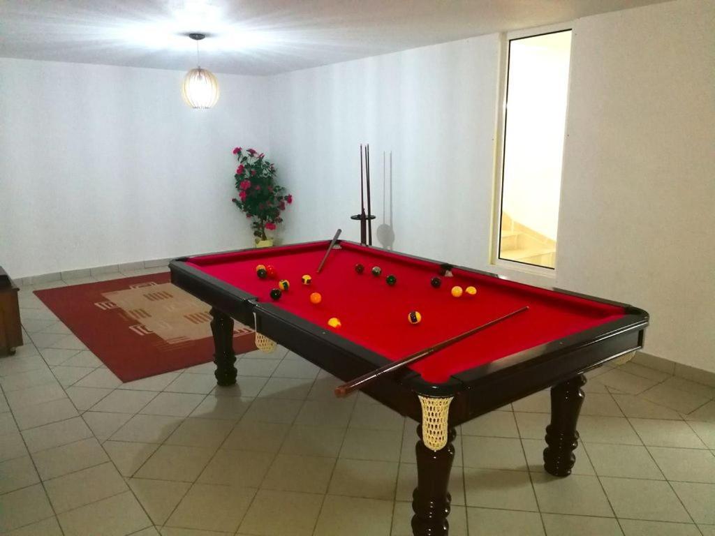אלבופיירה 6 Bedroom Villa Brady Private With Pool And Garden מראה חיצוני תמונה
